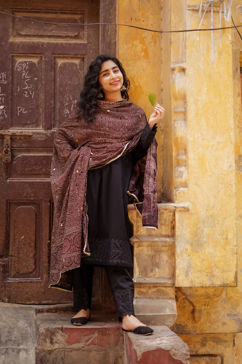Gulshan black