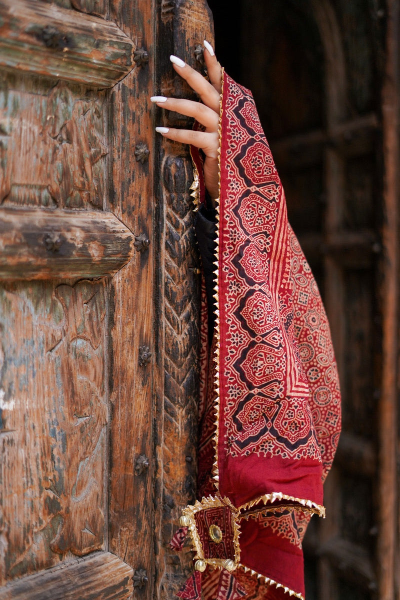 Gulshan red