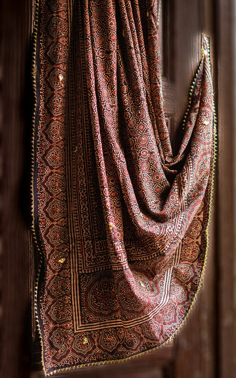 Gulshan black